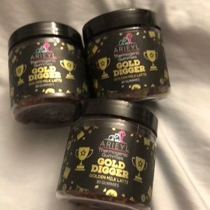 Arieyl Gold digger gummy